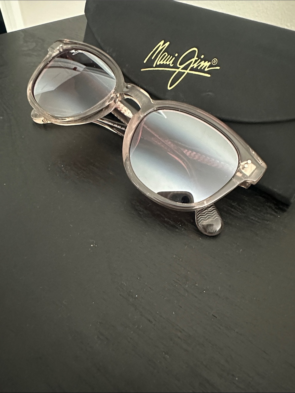 Maui Jim Round Sunglasses - Picture 4 of 4